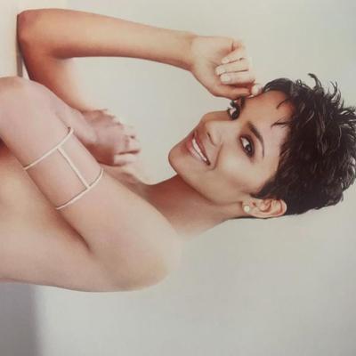 Halle Berry unsigned photo