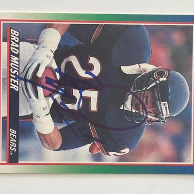 Chicago Bears Brad Muster signed 1990 Score #17 trading card