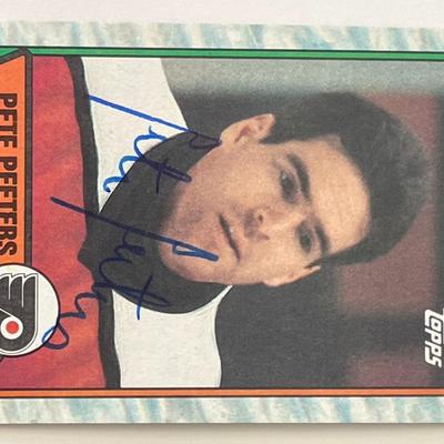 Philadelphia Flyers Pete Peeters 1989 Topps #195 signed trading card