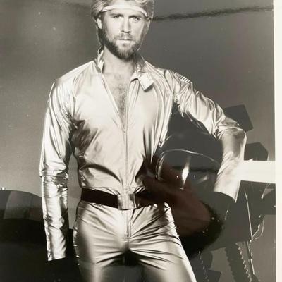 Barry Bostwick unsigned photo