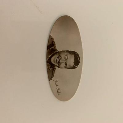 Jack Oakie unsigned cigarette card