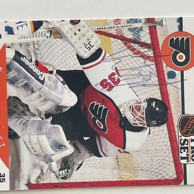 Philadelphia Flyers Ken Wregget 1990 Pro Set #226 signed trading card