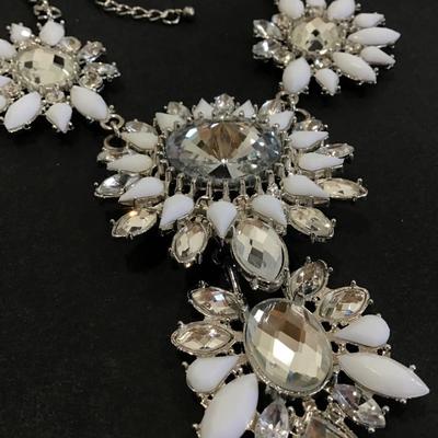 Large white flower necklace