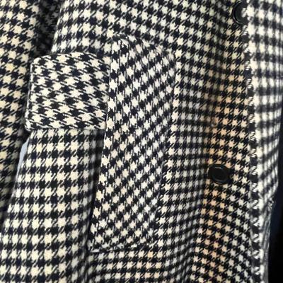 Lot 144 Houndstooth top coat