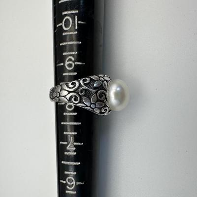 Pearl rings Marked 925 various makers