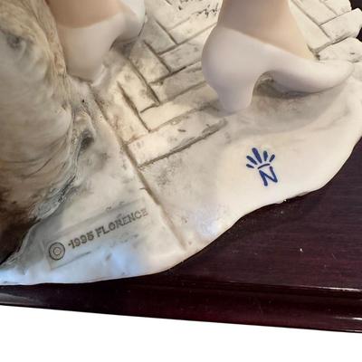 Giuseppe Armani Figure - Teresa - 0451-C NO BOX