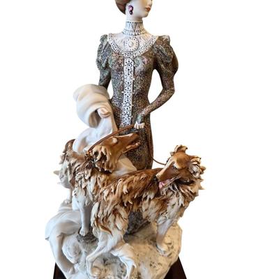 Giuseppe Armani Figure - Lady with Borzois 1122-C with box