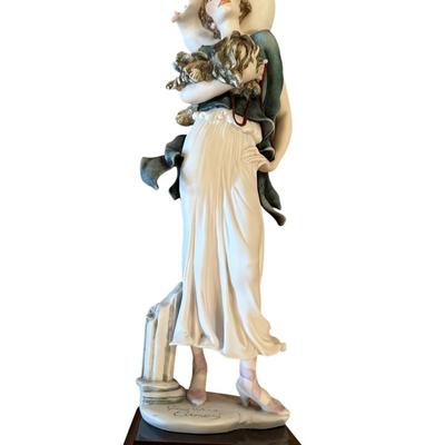 Giuseppe Armani Figure - 0636-C Sophia with box