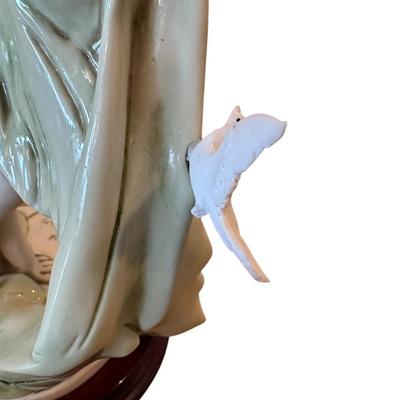 Giuseppe Armani Figure - Aurora Girl With Doves 0884—C with box