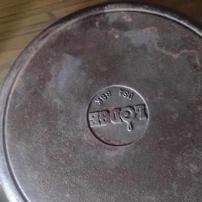 Lodge Cast Iron 10" Skillet