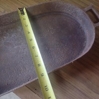 Vintage Cast Iron Possible Bread Pan