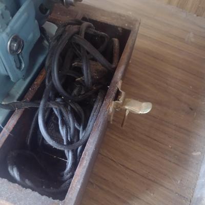 Vintage Morse 600 Portable Sewing Machine