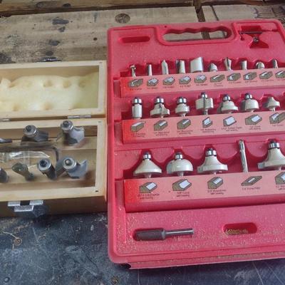 Assortment of Router Bits