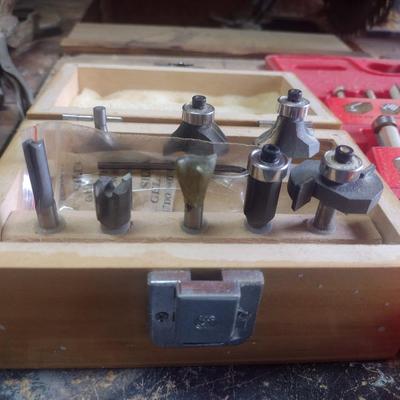 Assortment of Router Bits