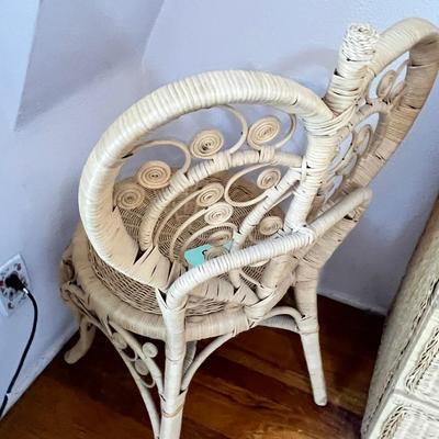Lot 168 Wicker Heart Back chair