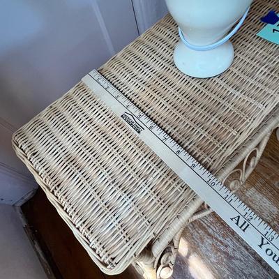 Lot 170 Wicker stand w/ lamp
