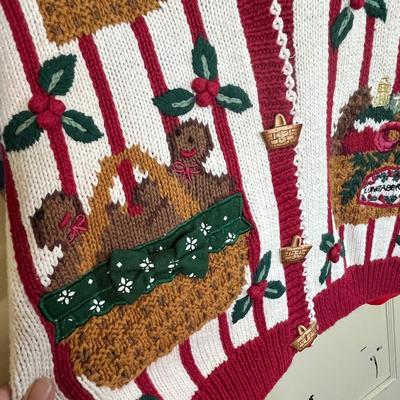 Lot 173 Vintage Christmas Tops