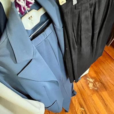 Lot 176 solid color pieces