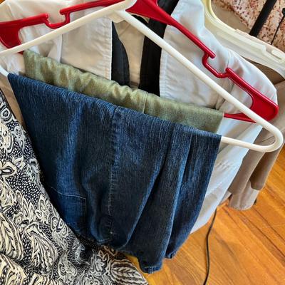 Lot 179 Women's dressy tops