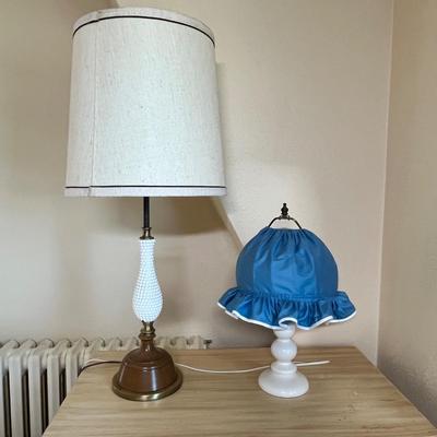 Lot 182 Pair of lamps