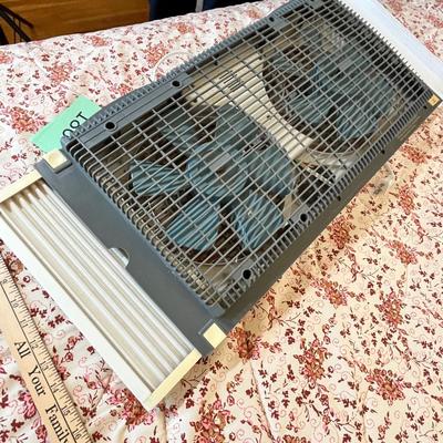 Lot 185 Window fan