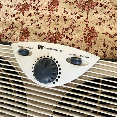 Lot 185 Window fan