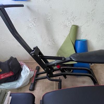 FITNESS EQUIPMENT BENCH AND WEIGHT SET