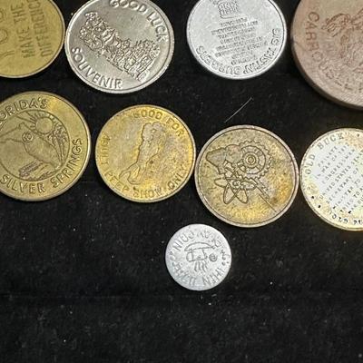 WOODEN NICKELS AND MEDALLIONS