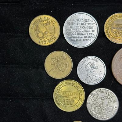 WOODEN NICKELS AND MEDALLIONS