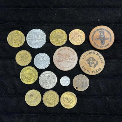 WOODEN NICKELS AND MEDALLIONS