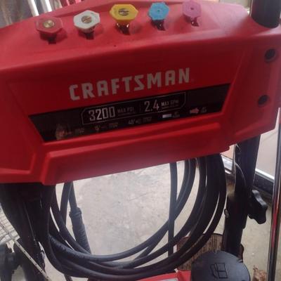 Craftsman 3200 PSI Gas Powered Pressure Washer with Honda Motor, Hose and Wand
