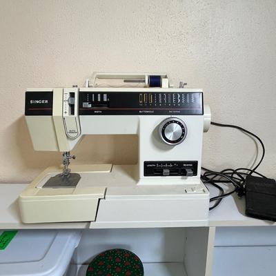 Lot 187 Singer sewing machine