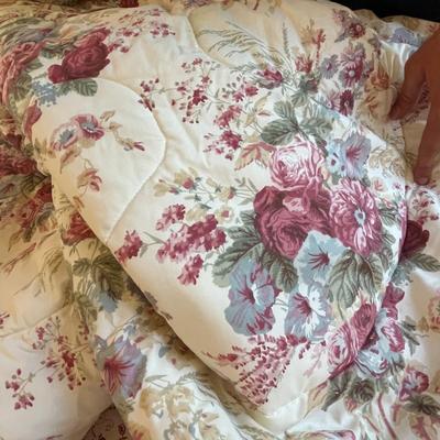 Lot 191 Comforter