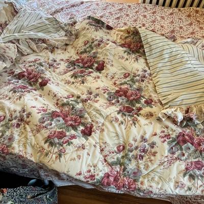 Lot 191 Comforter