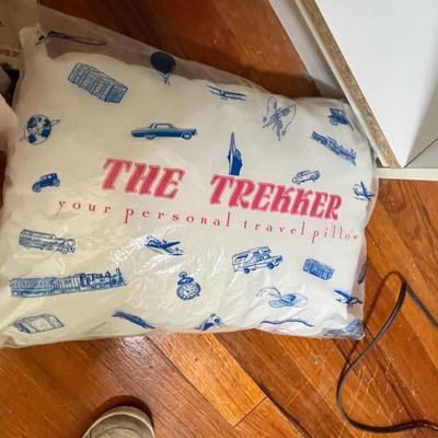Lot 192 Pillow, material, & Can