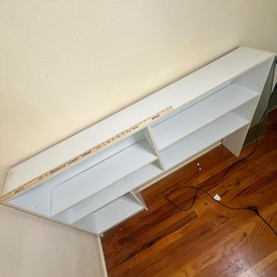 Lot 193 Odd book shelf