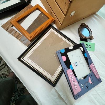 Lot 224 Box of frames