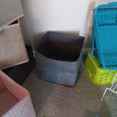 VARIOUS ORGANIZING CONTAINERS