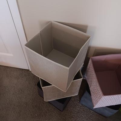 VARIOUS ORGANIZING CONTAINERS