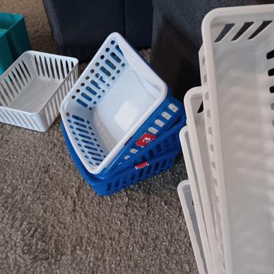 VARIOUS ORGANIZING CONTAINERS
