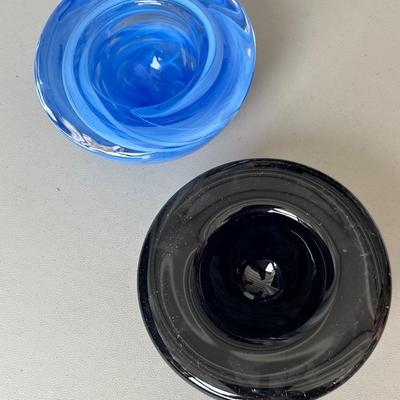 Lot 3 Kosta Boda Votives