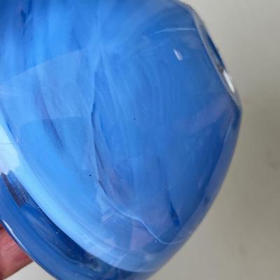 Lot 3 Kosta Boda Votives