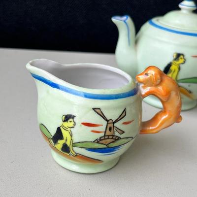 Lot 4Japanese Children's Tea set w/ dog handles!
