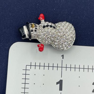 Swarovski Crystal Snowman Pin 2003