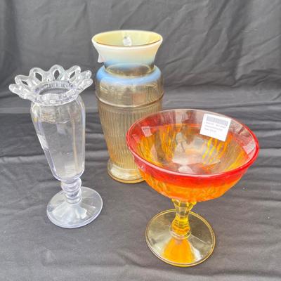 Lot 18 Art glass