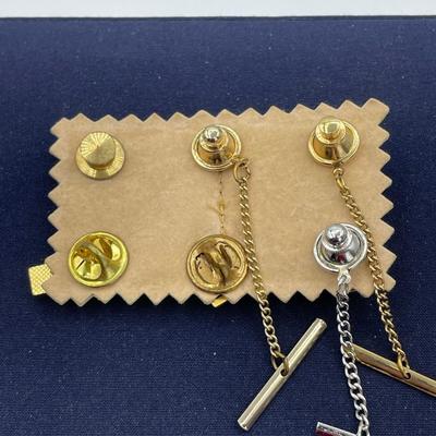 Men’s Tie and Tack Pins UND Alumni