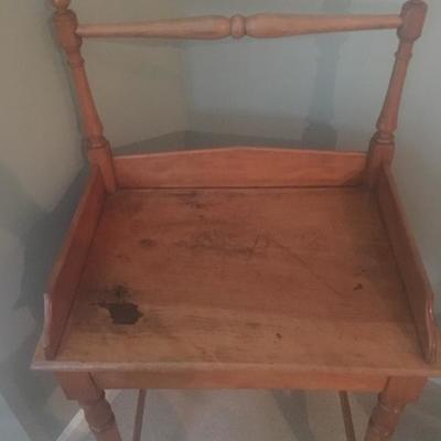 Lot 68 - Vanity Table or Wash Stand
