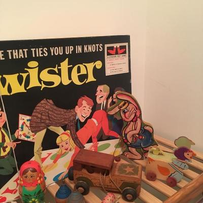 Lot 87 - Vintage Toys and Games 