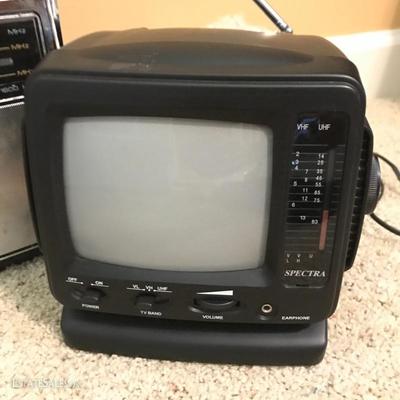 Lot 113 - Portable TV Receiver and Radios