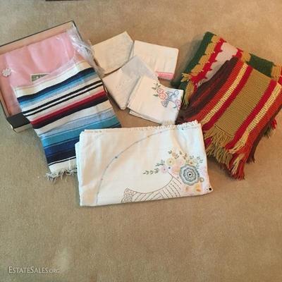 Lot 93 - Vintage Blankets and Linens